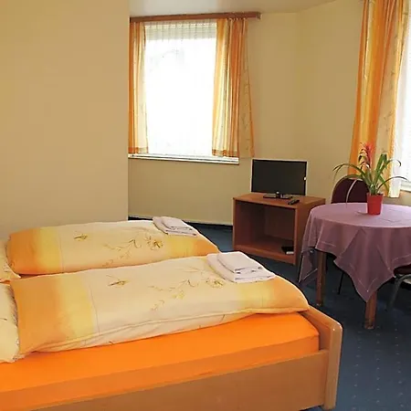 Hotel Hubbert *